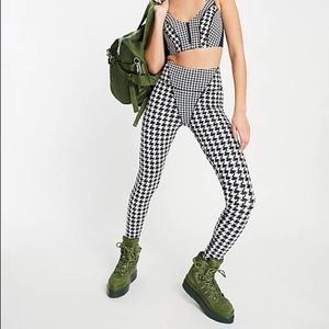Ivy Park Halls of Ivy houndstooth leggings size medium